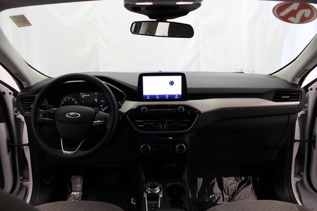 Used 2021  Ford SE image 26