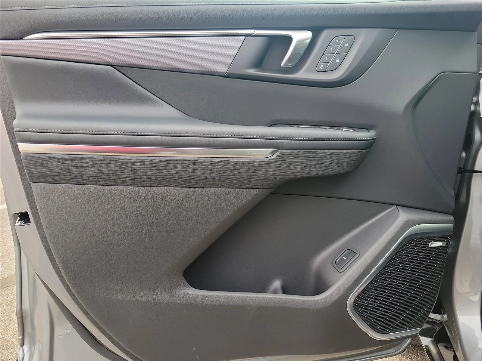 2026 Buick Enclave Sport Touring - Photo 18