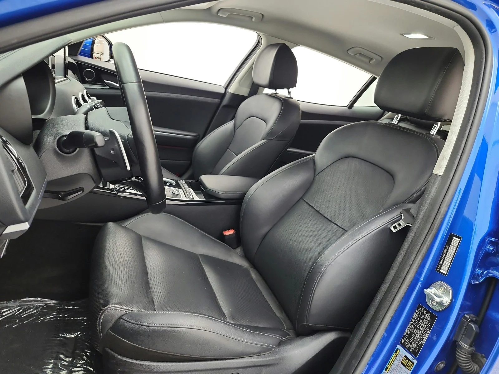 Used 2019 Micro Blue Kia Base RWD image 10