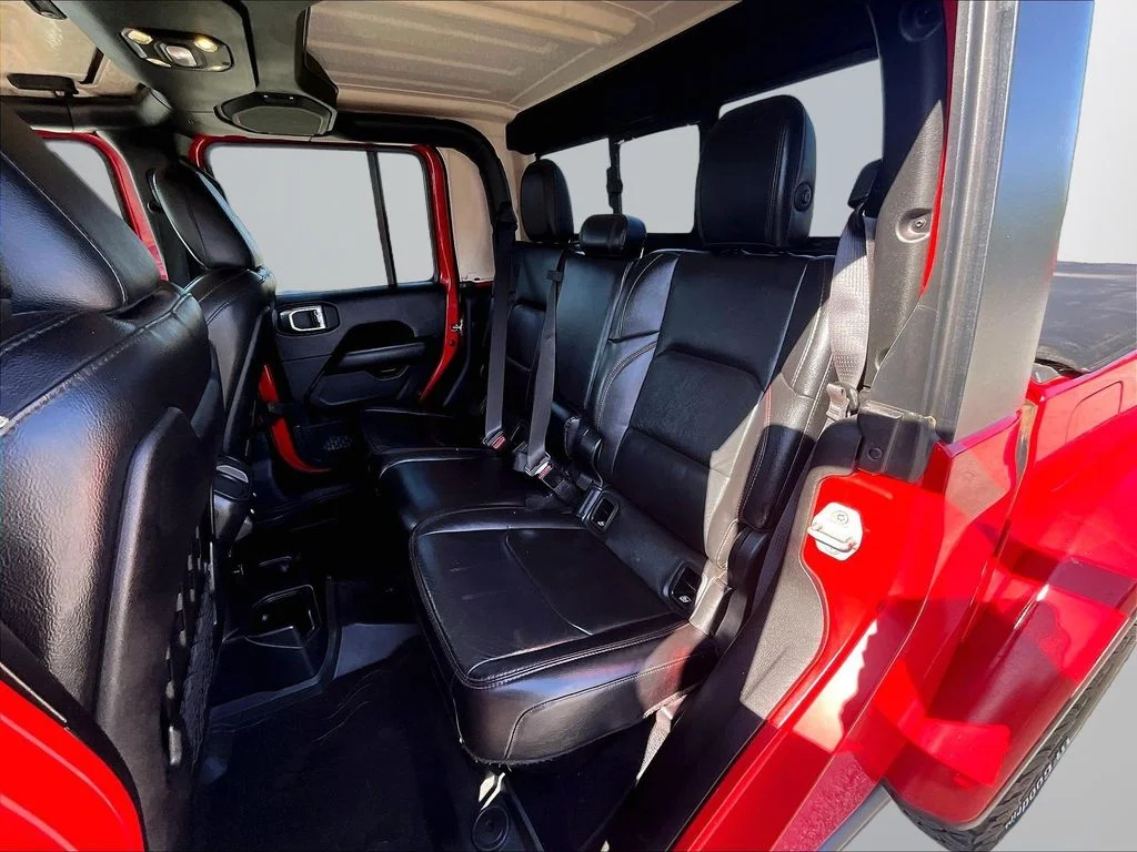 Used 2020 Red Jeep Rubicon image 27