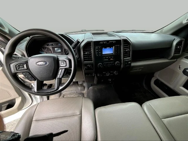 Used 2022 White Ford XL image 11