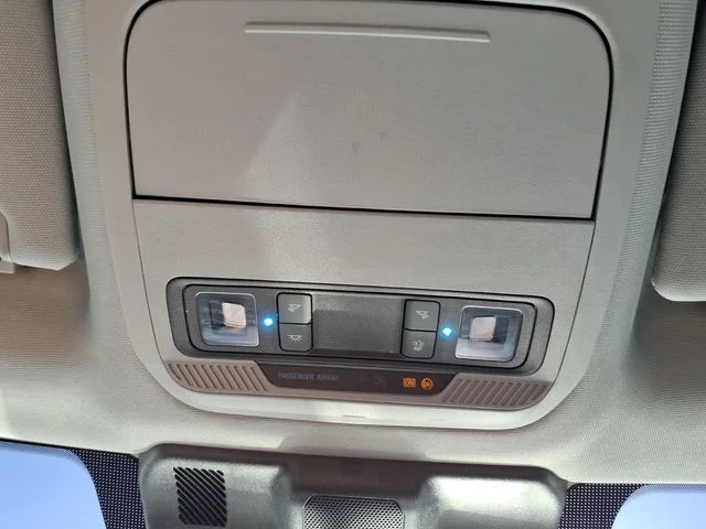 Used 2024 White Ford XL image 27