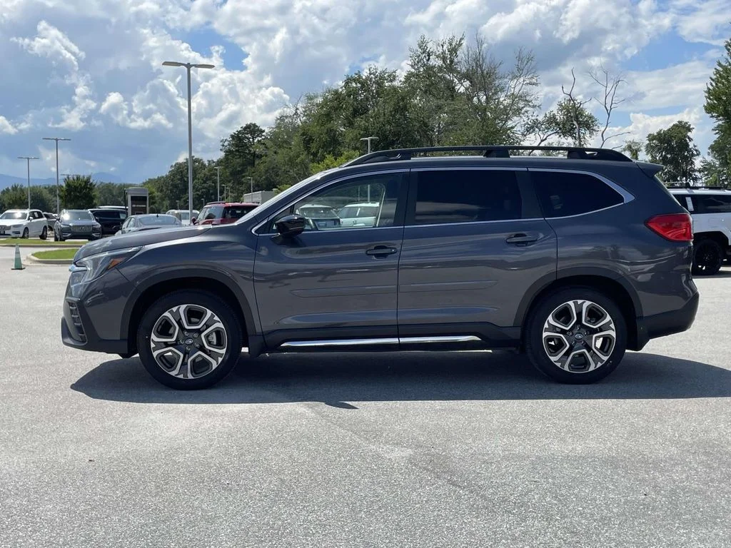 Used 2026 Magnetite Gray Metallic Subaru Limited image 29