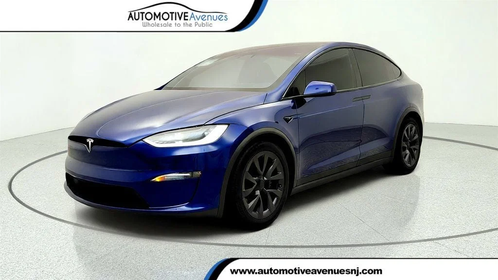 2023 Tesla Model X AWD photo