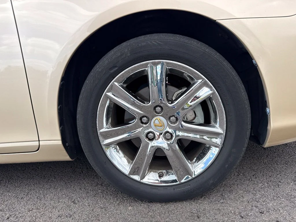 Used 2007 Golden Almond Metallic Lexus 350 image 25