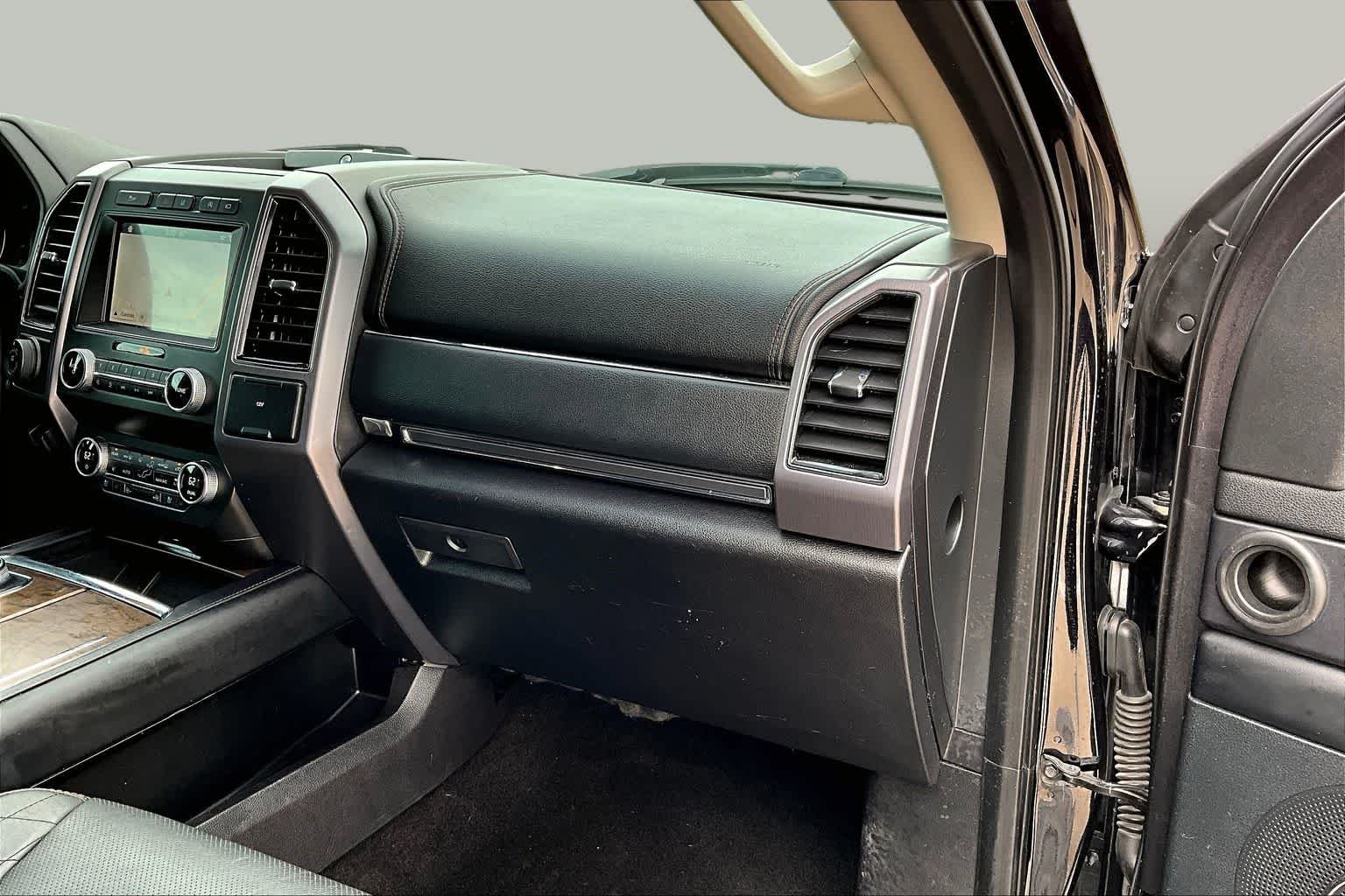Used 2019 Agate Black Metallic Ford Platinum image 18