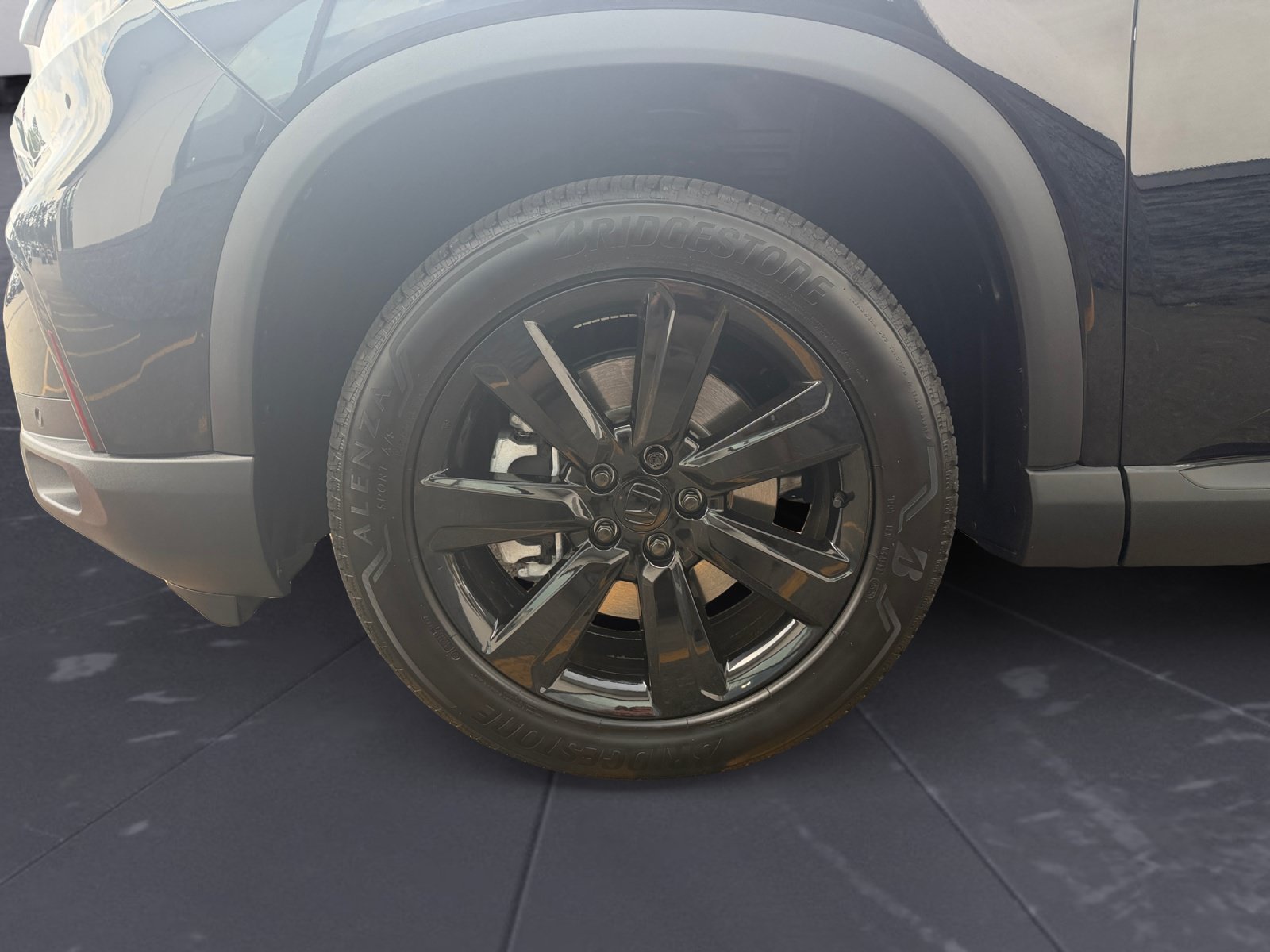 2025 Honda Pilot Black Edition - Photo 44