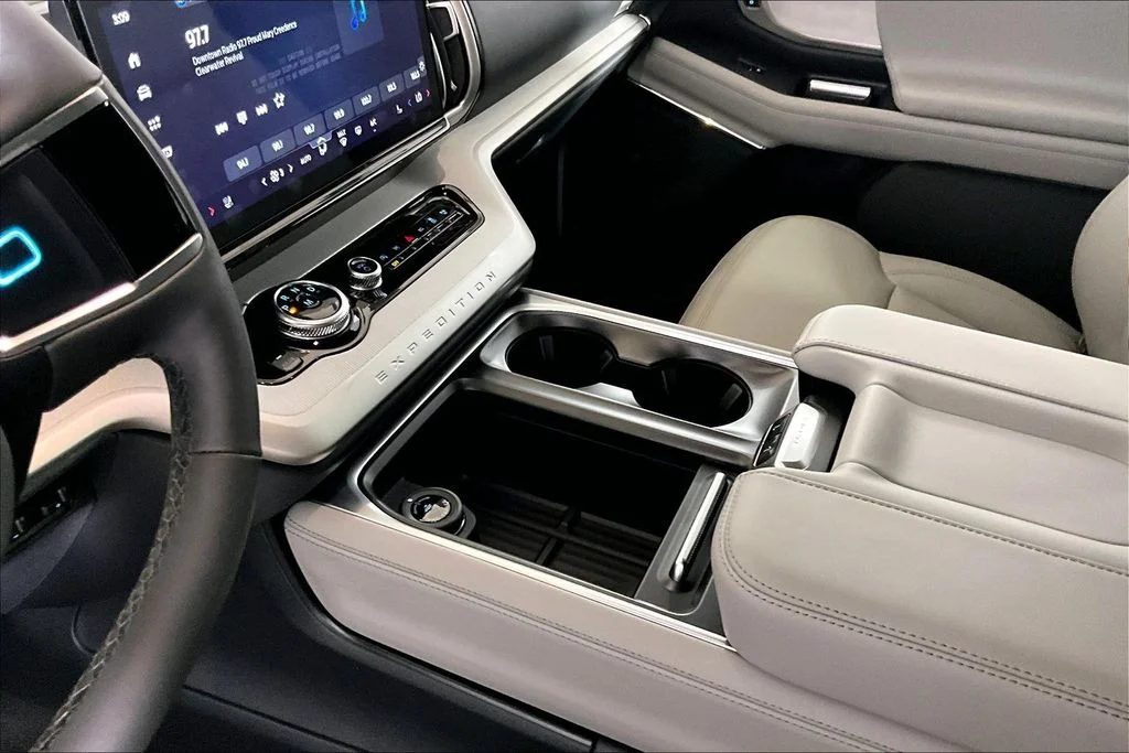 New 2026 Dark Matter Gray Metallic Ford Active image 8