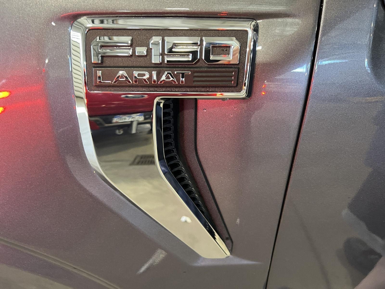 Used 2023 Carbonized Gray Ford LARIAT image 31