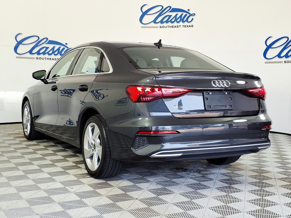 Used 2024  Audi 40 Premium image 2