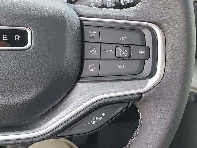 2025 Jeep Wagoneer Series I - Photo 21