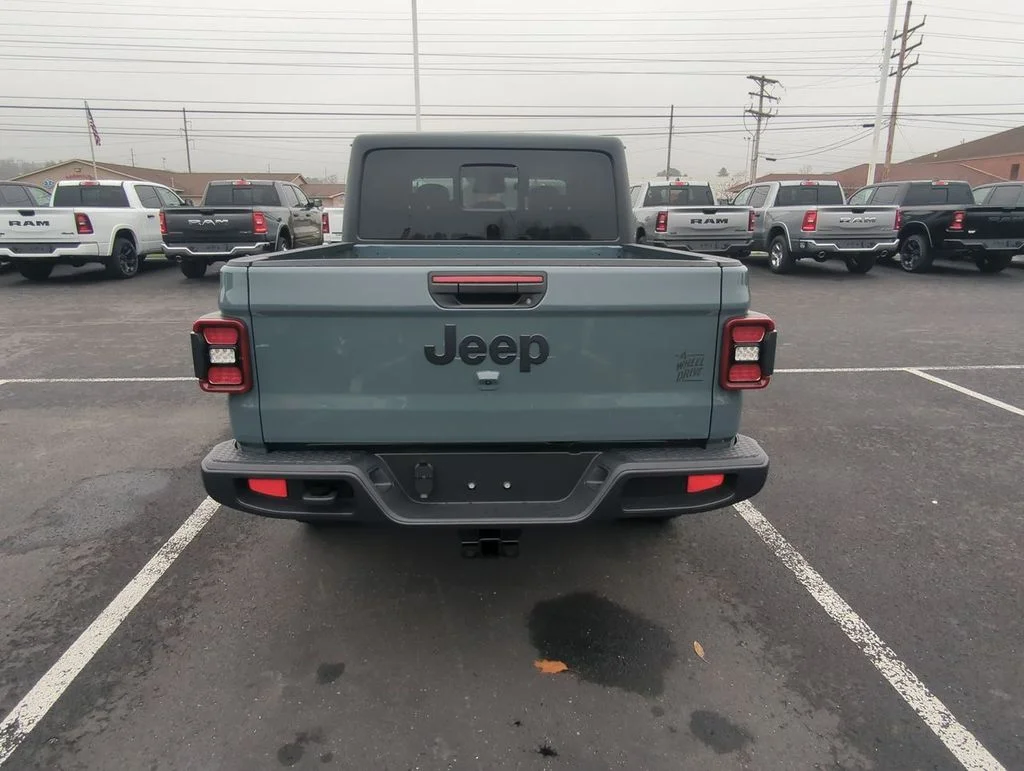 2026 Jeep Gladiator Willys - Photo 7