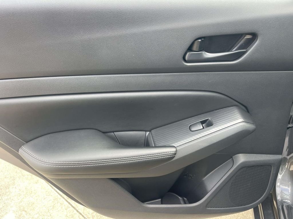 Used 2025 Gray Nissan 2.5 SV image 12