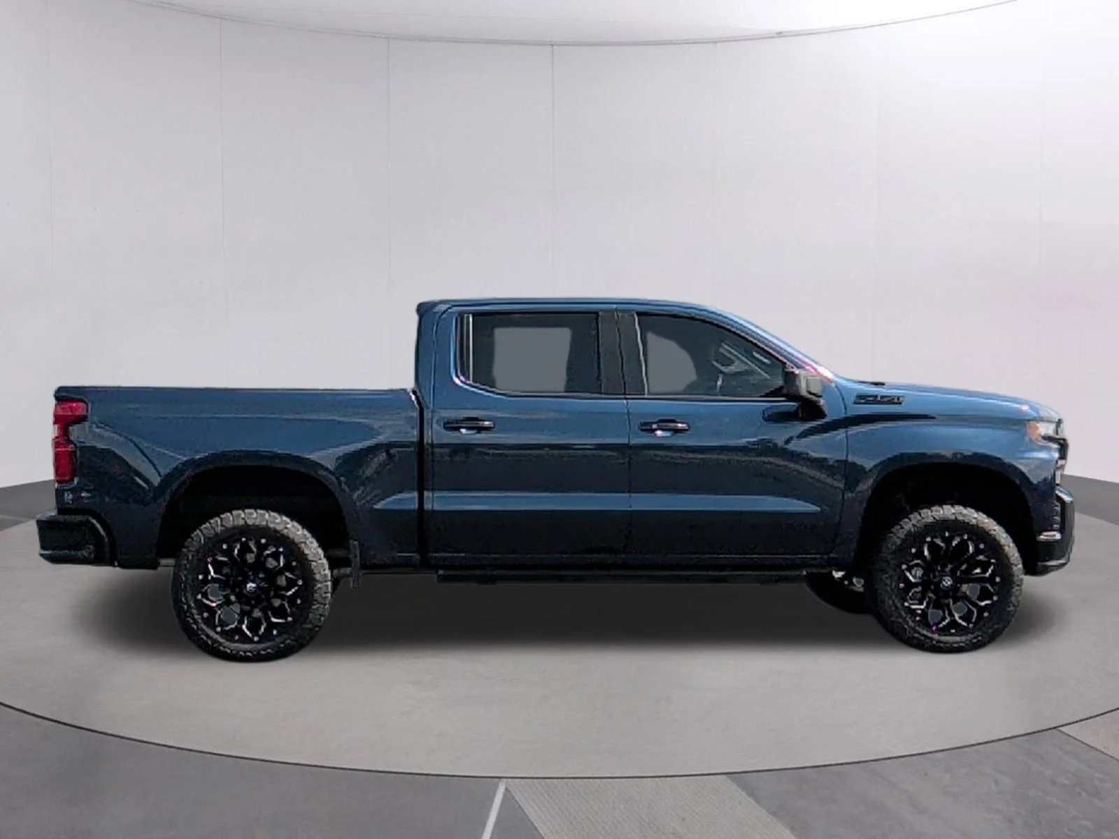 Used 2020 NORTHSKY BLUE METALLIC Chevrolet LT Trail Boss image 7