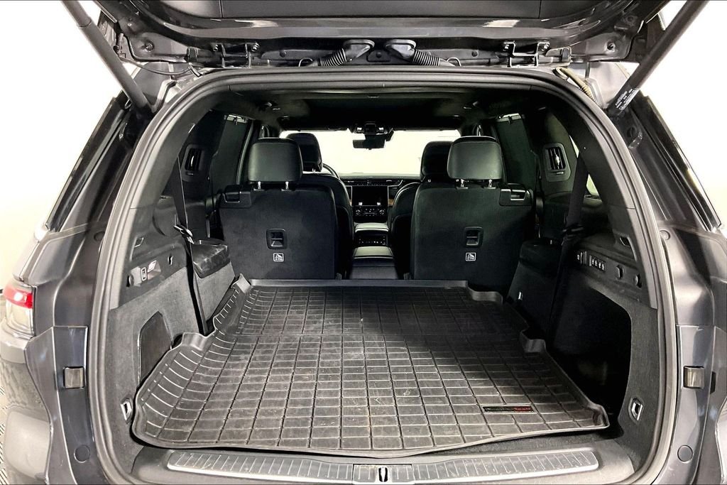 Used 2023 Gray Jeep Summit image 28