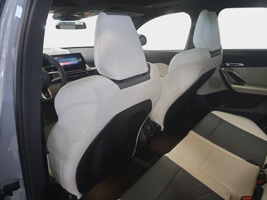 New 2026 Brooklyn Grey Metallic BMW xDrive28i image 7