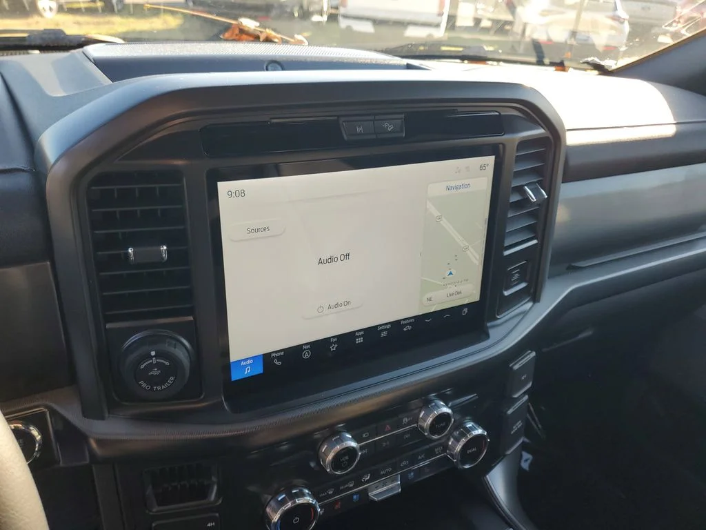 2025 Ford F-150 Lariat - Photo 16