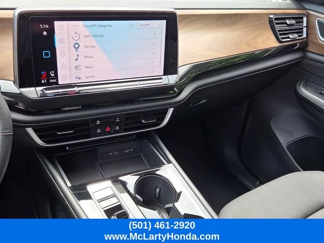 Used 2024 Gray Volkswagen 2.0T SE w/Technology image 26