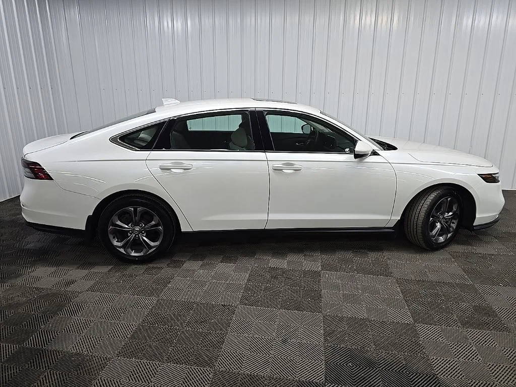 Certified Used 2024 Platinum White Pearl Honda 1.5T EX image 2