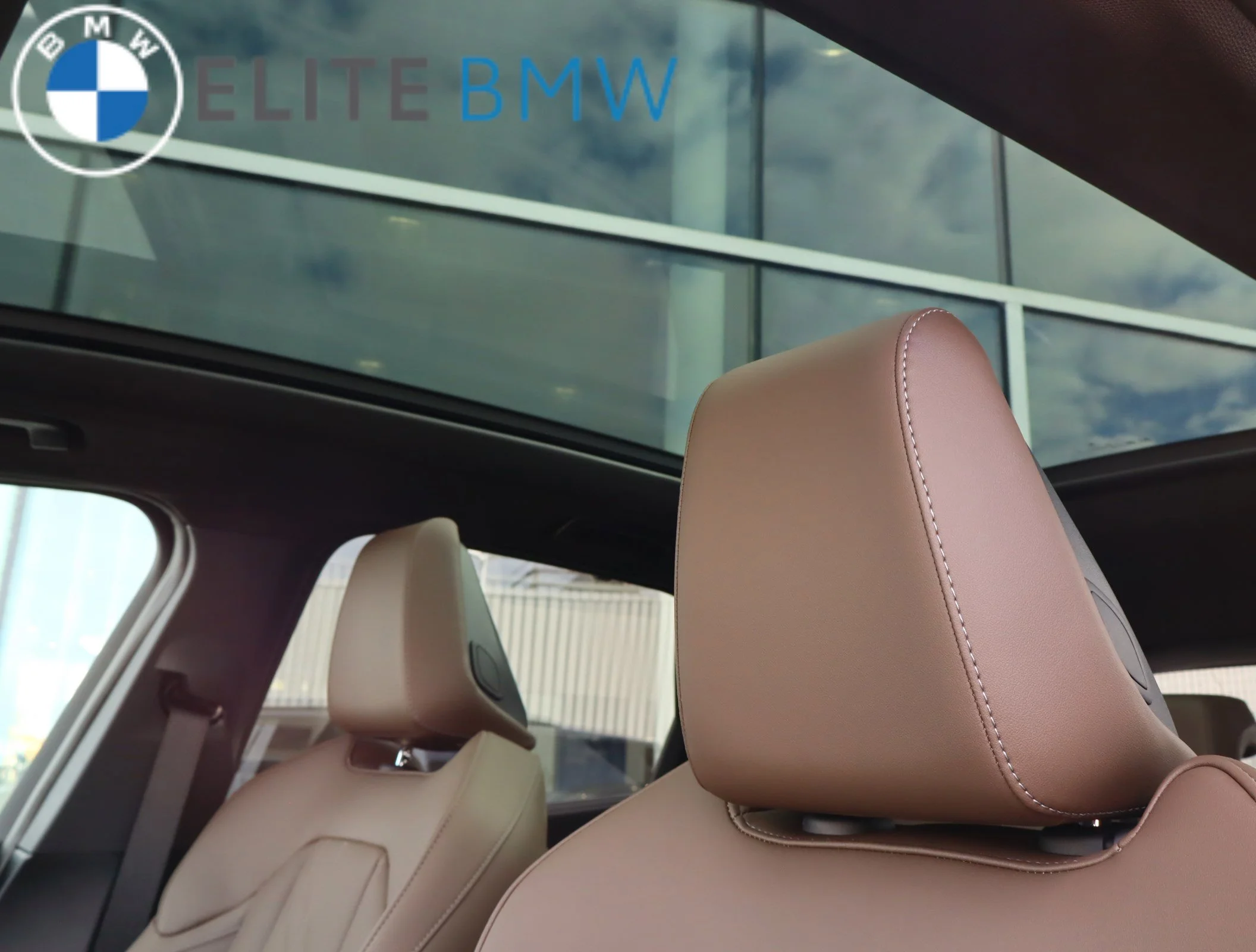 Used 2025 BROOKLYN GREY METALLIC BMW M50 XDRIVE image 6