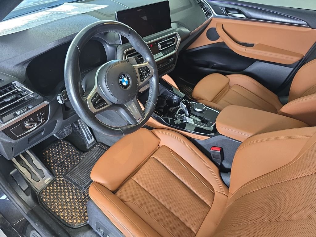 Used 2022 Gray BMW xDrive30i image 4