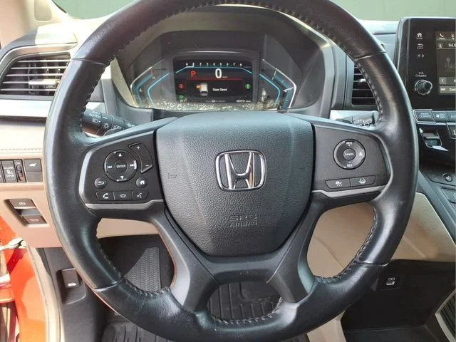 Used 2022 Red Honda EX-L image 14