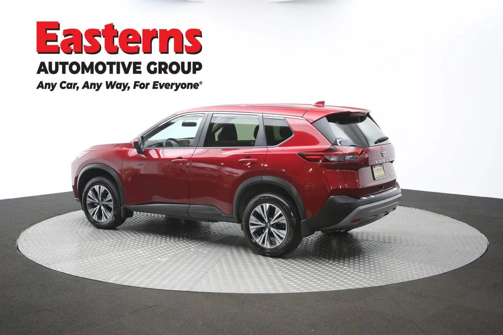 Used 2023 Red Nissan SV image 62