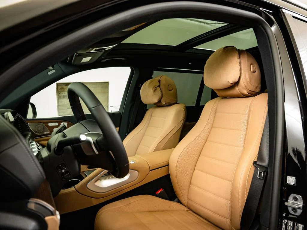 New 2026 Obsidian Black Metallic Mercedes-Benz GLS 450 image 25