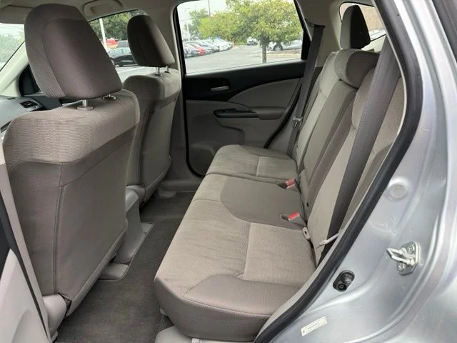 Used 2014 Alabaster Silver Metallic Honda LX image 12