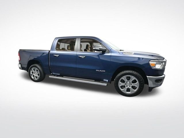 2020 RAM 1500 Big Horn/Lone Star 4x4 Crew Cab 5'7's photo