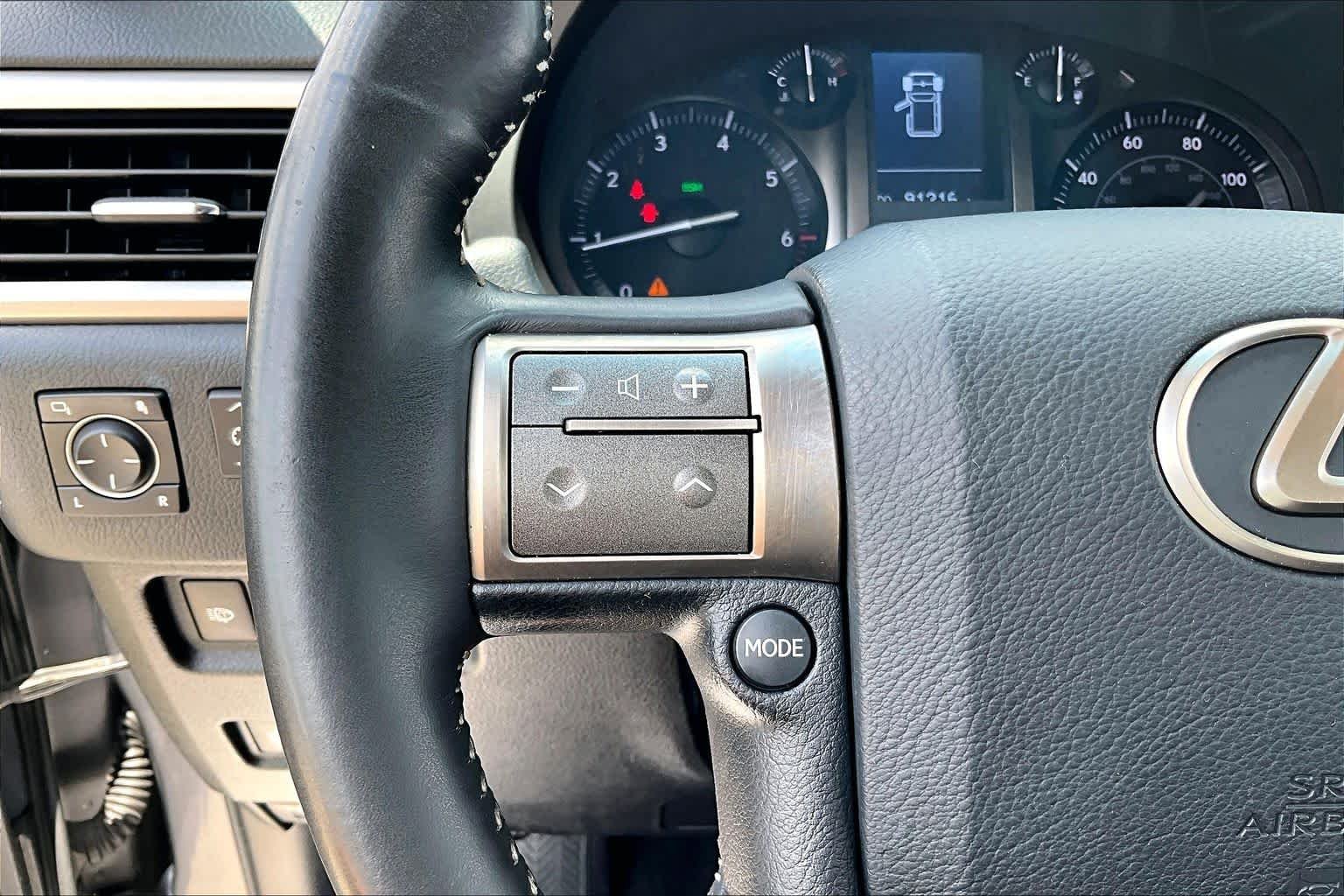 Used 2015 Nebula Gray Pearl Lexus  image 21