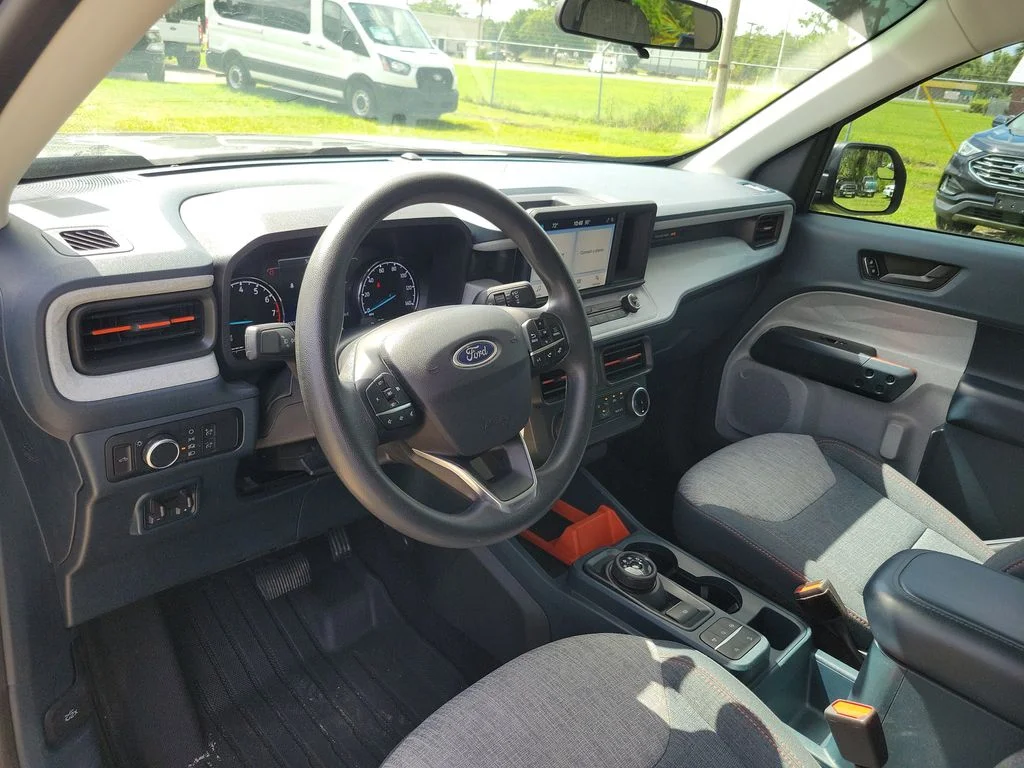 Used 2024 Gray Ford XLT image 17