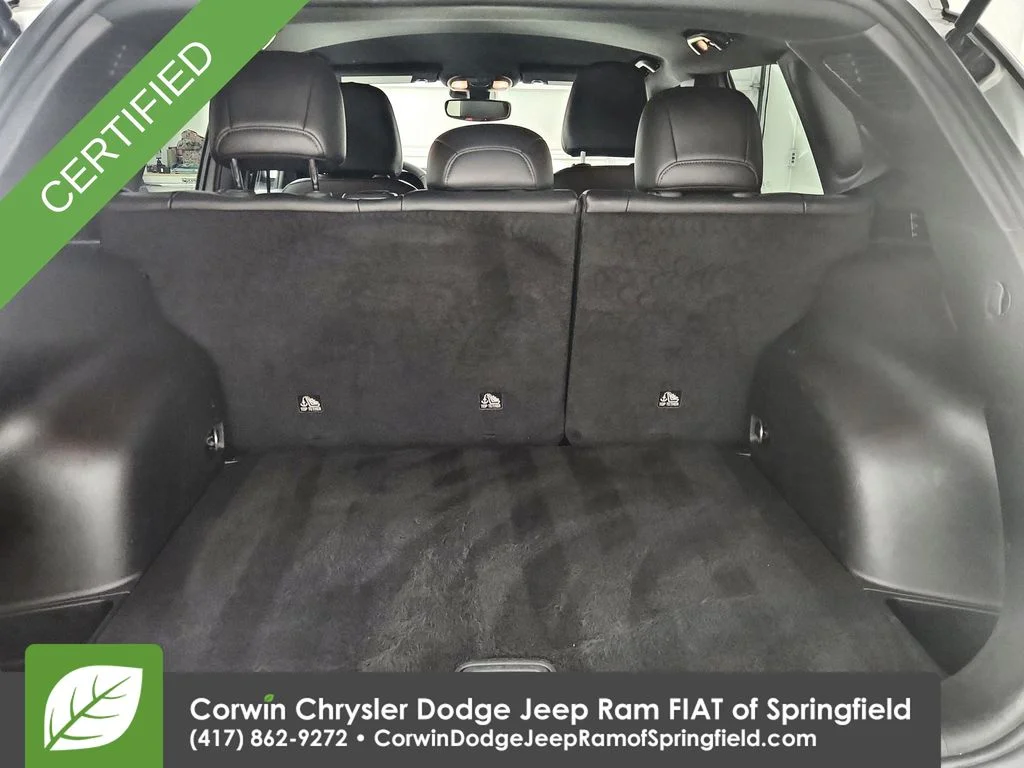 Certified Used 2025 Silver Jeep Limited image 29