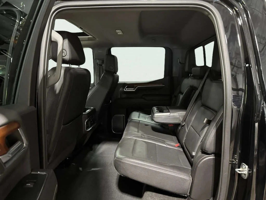Used 2023 Onyx Black GMC Denali image 27
