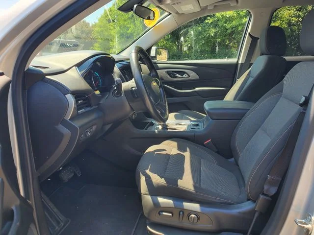 Used 2018 Silver Chevrolet LT image 18