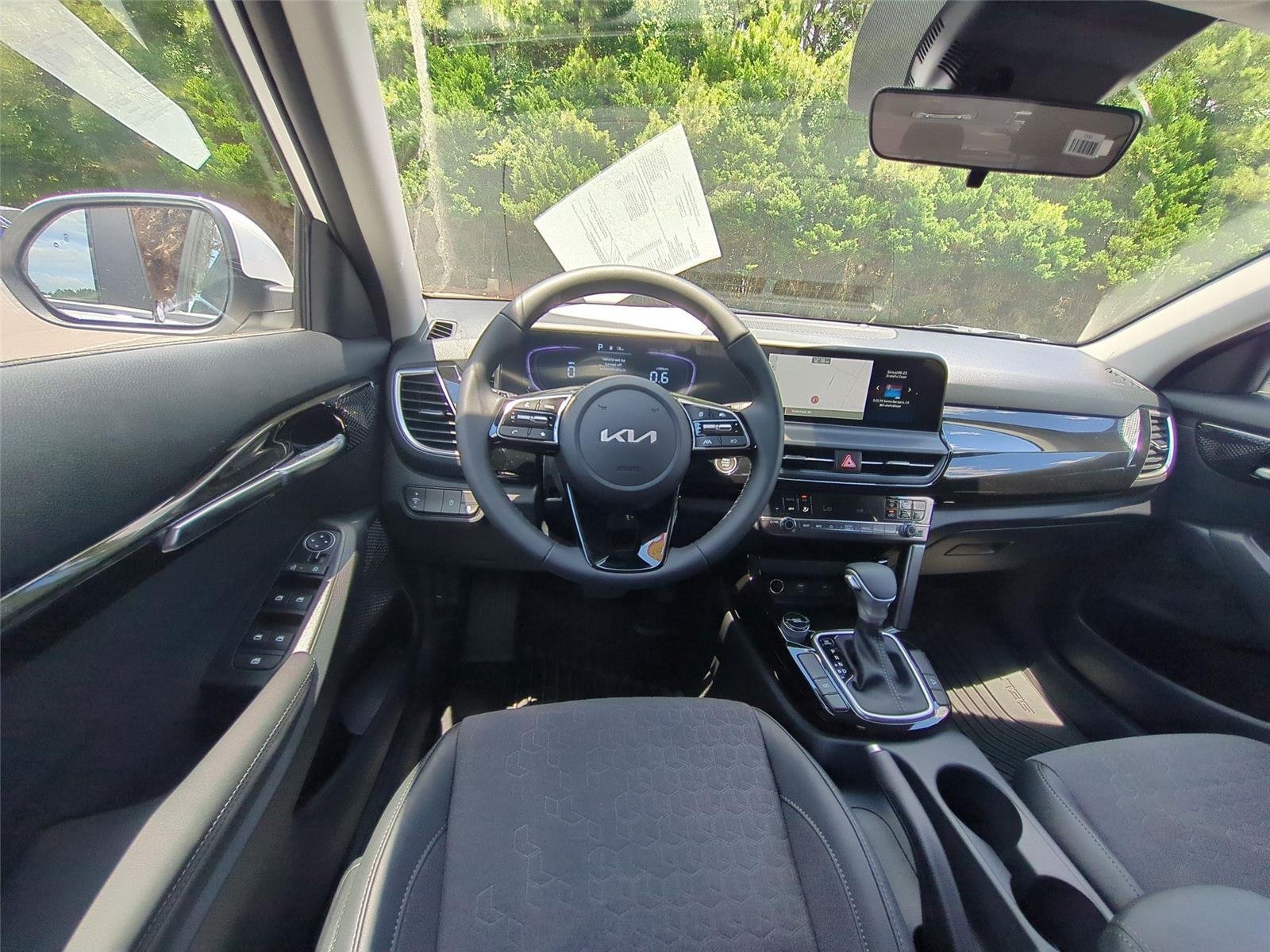 New 2026 Snow White Pearl Kia S image 33