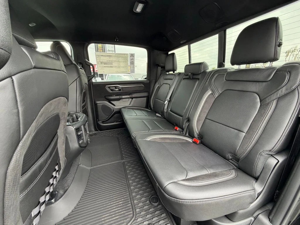 New 2026 Diamond Black Crystal Pearl-Coat Exterior Paint RAM RHO image 18