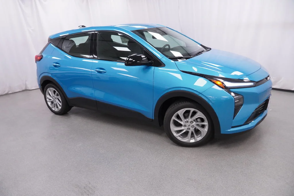 New 2027 Marina Blue Metallic Chevrolet LT image 6