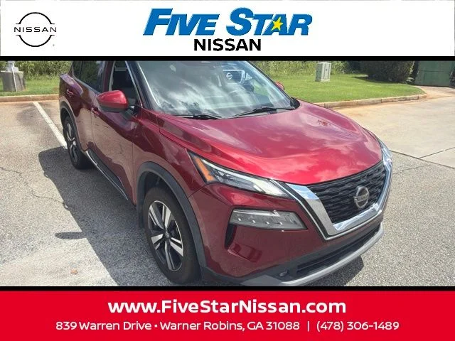 Used 2021 Red Nissan SL image 1