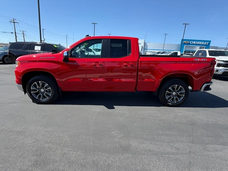 Used 2023 Red Hot Chevrolet LT (2FL) image 6