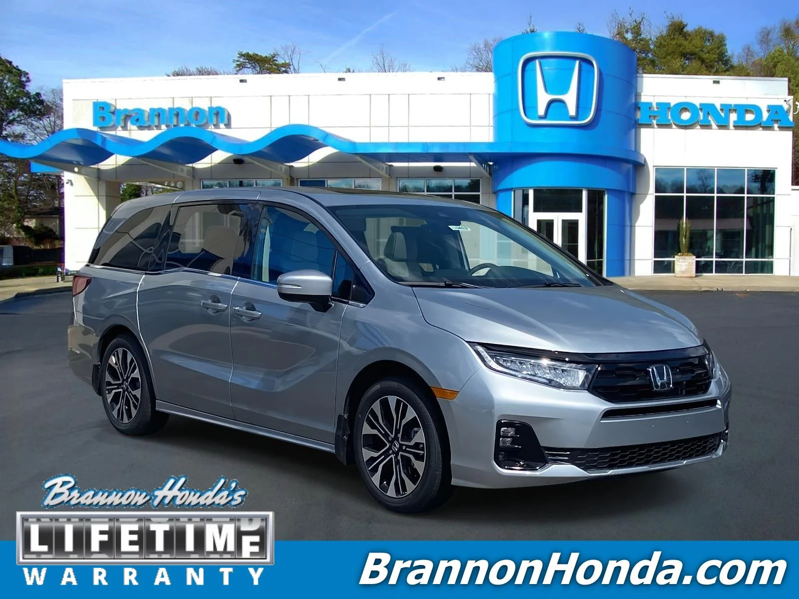 2026 Honda Odyssey Elite's photo
