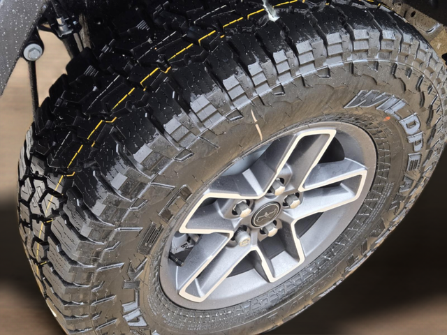 New 2026 Reign Exterior Paint Jeep Mojave image 5