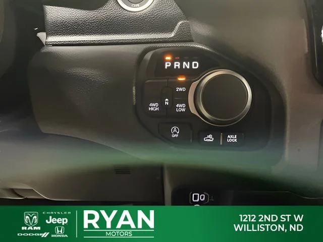New 2026 Diamond Black Crystal Pearl-Coat Exterior Paint RAM Warlock image 21