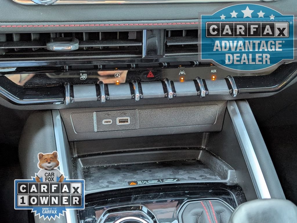 Used 2025 Gray Chevrolet Z71 image 12