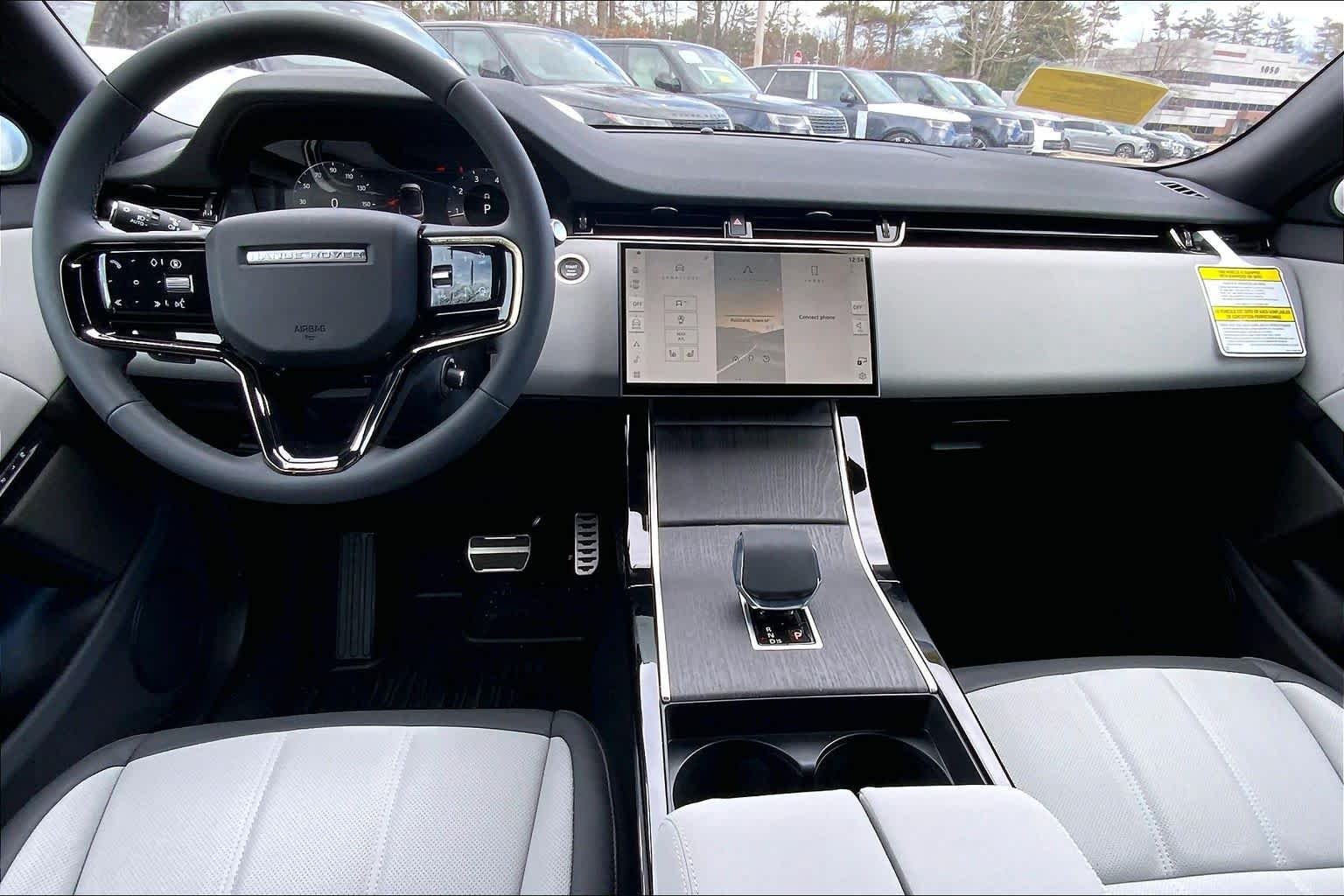 View vehicle photo 7