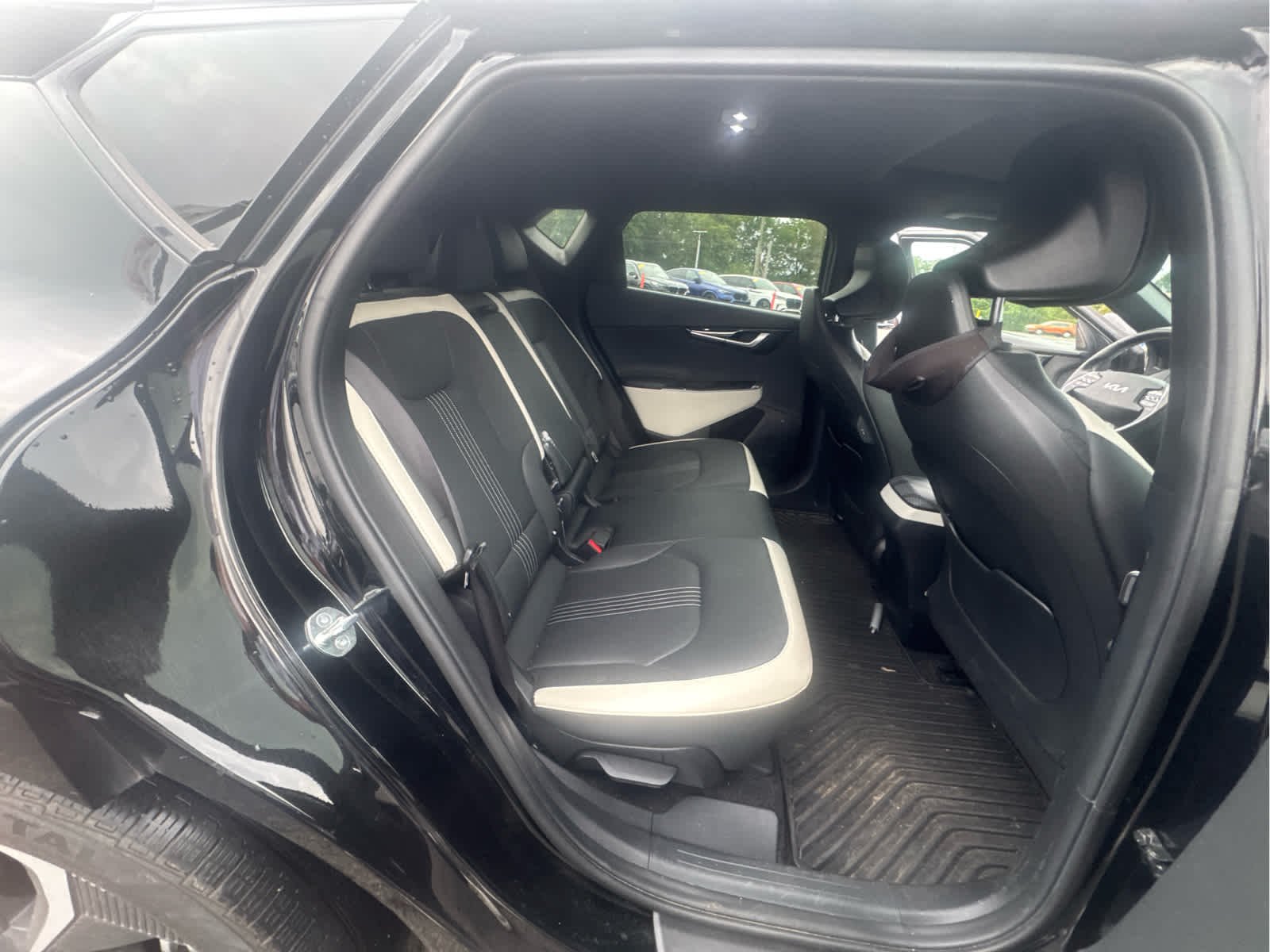 Used 2023 Aurora Black Pearl Kia GT-Line image 26