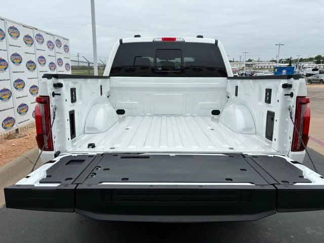 New 2026 Star White Metallic Tri-Coat Ford King Ranch image 6