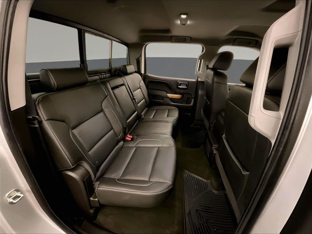 Used 2018 Silver Chevrolet LTZ image 32
