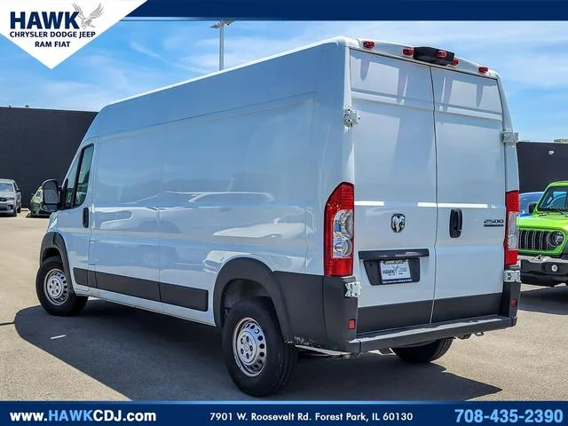 Used 2026 White Ram High Roof image 7