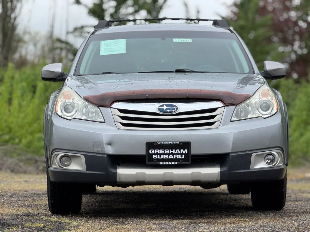 Used 2011 Subaru Outback 3.6R Limited with VIN 4S4BRDKC4B2426757 for sale in Gresham, OR